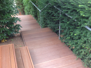 Treppe erneuert mit Terrassenholz. Meisterbau - solides Handwerk